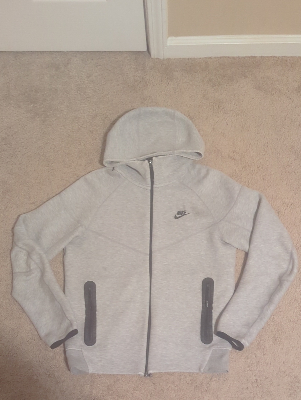 Nike Tech Gray